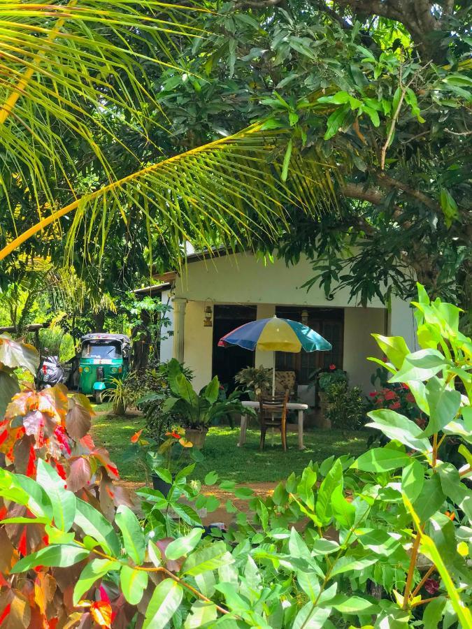 Sigiri Lakshan Home Stay Sigiriya Exterior foto