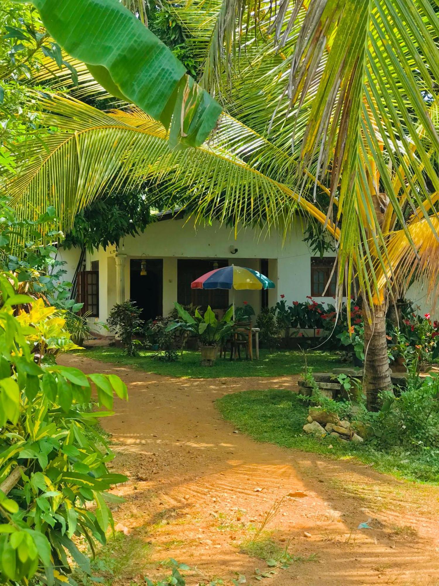Sigiri Lakshan Home Stay Sigiriya Exterior foto